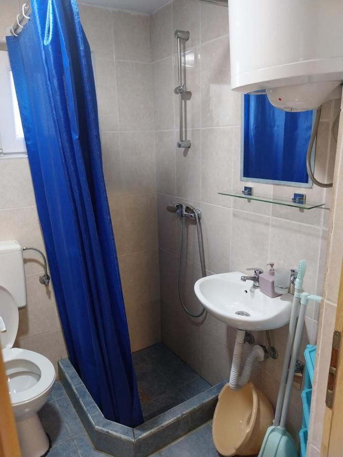 Petkovic Apartmani 1 Tivat Exterior photo