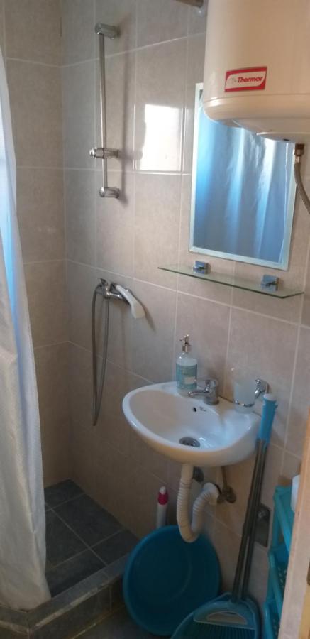Petkovic Apartmani 1 Tivat Exterior photo