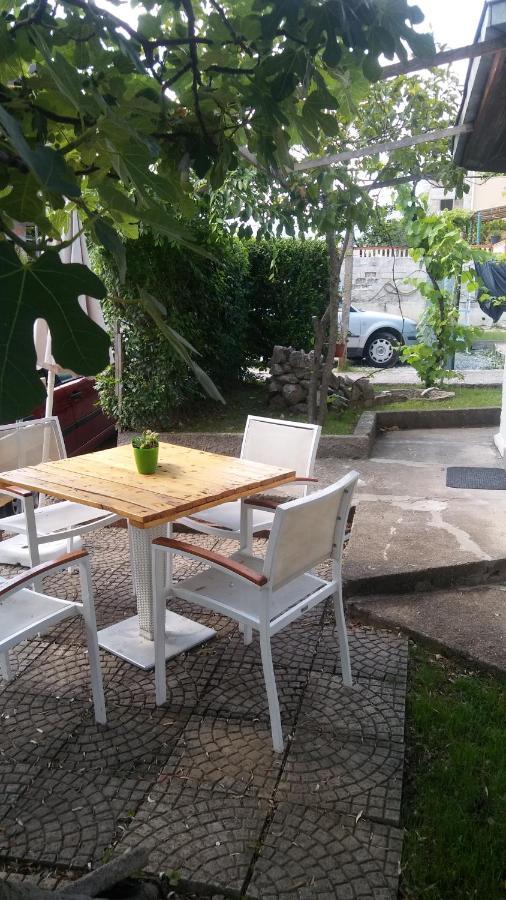 Petkovic Apartmani 1 Tivat Exterior photo